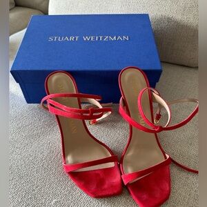 STUART WEITZMAN
Ellsie Suede Sandals